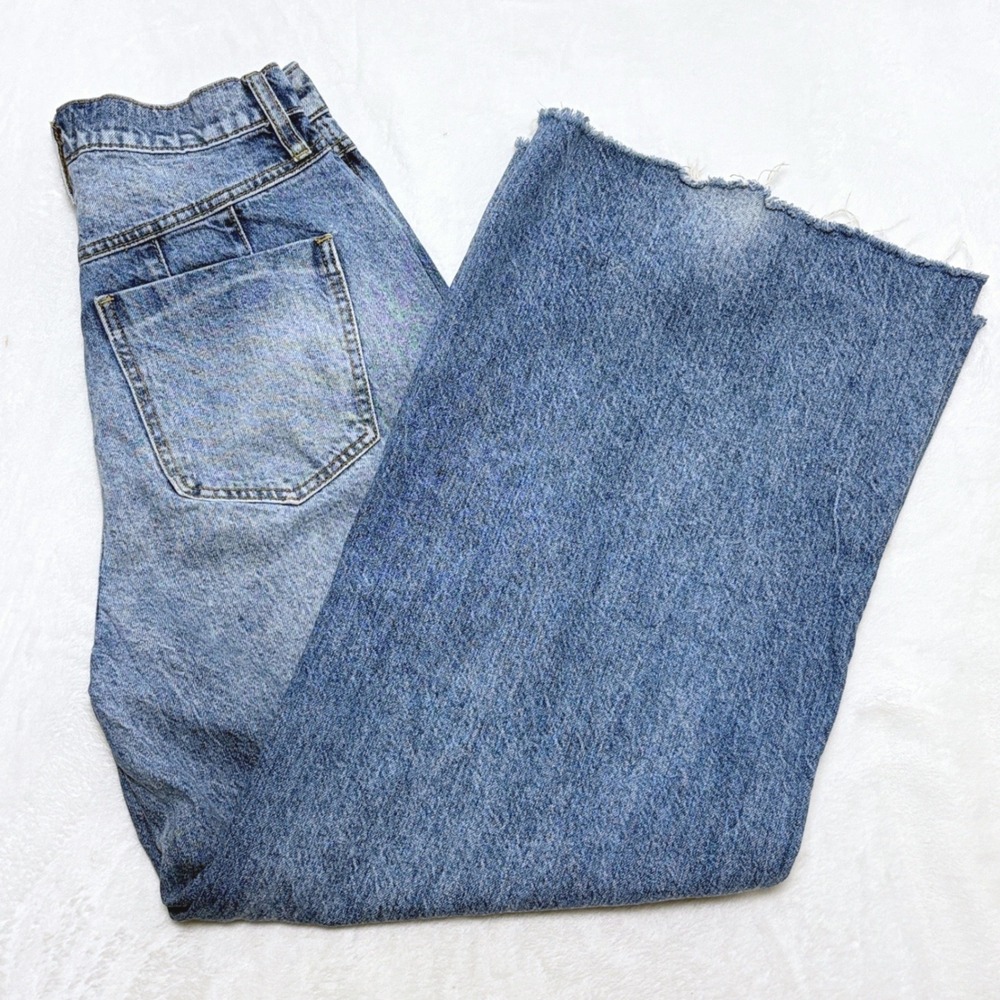 Free People We The Free CRVY Gia Wide Leg Jeans Light Wash Size 28 Raw Hem Ankle